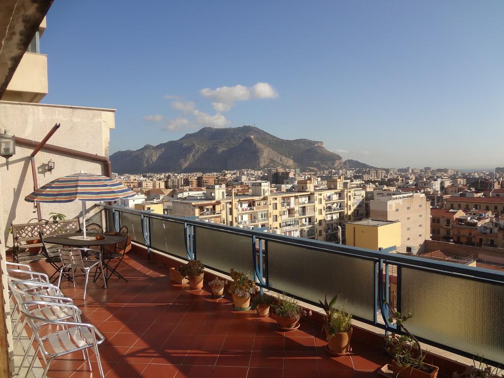 Casa Riccio Hotel Palermo Exterior photo